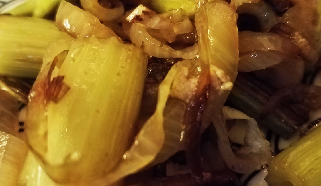 Céleri et échalote braisés